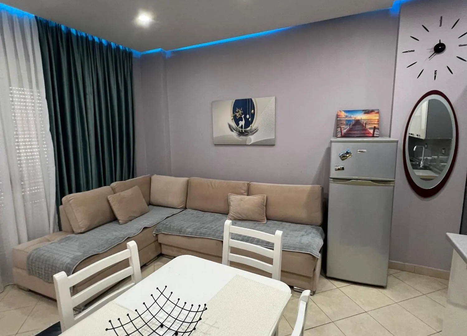 Flower Apartment Golem  גולם